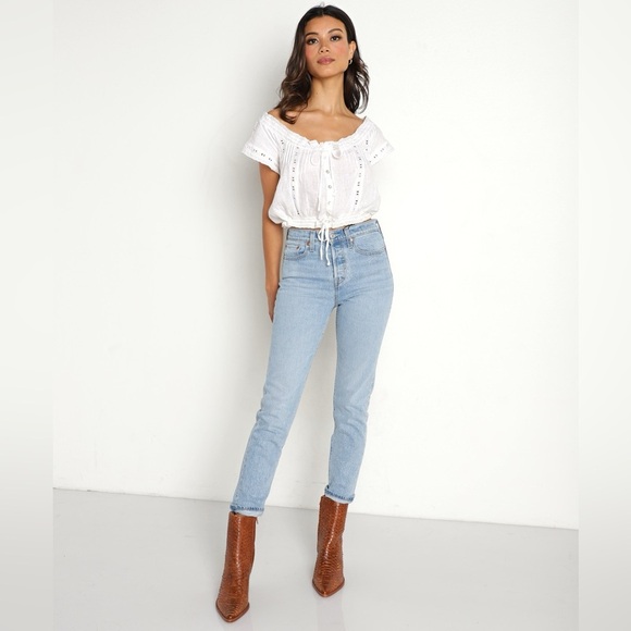 Levi's Premium Women's Wedgie Icon Fit Ankle in Tango Light Jeans  |  Size:  W32 - Picture 1 of 16